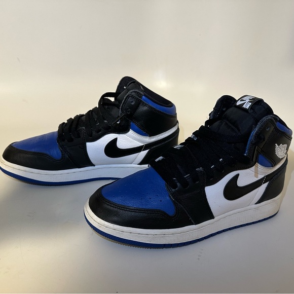 Air Jordan 1s Royal Toe - Picture 3 of 5